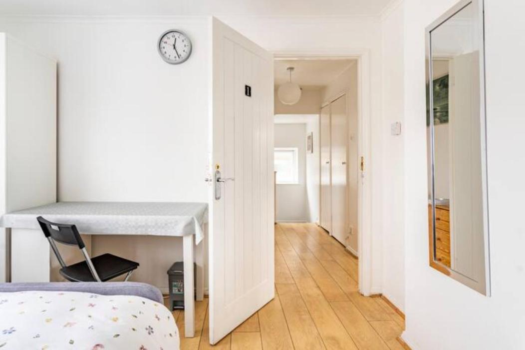 Luton Airport House In Quiet And A Very Pleasant Area, Near London Luton Airport Luton (Bedfordshire) Eksteriør bilde