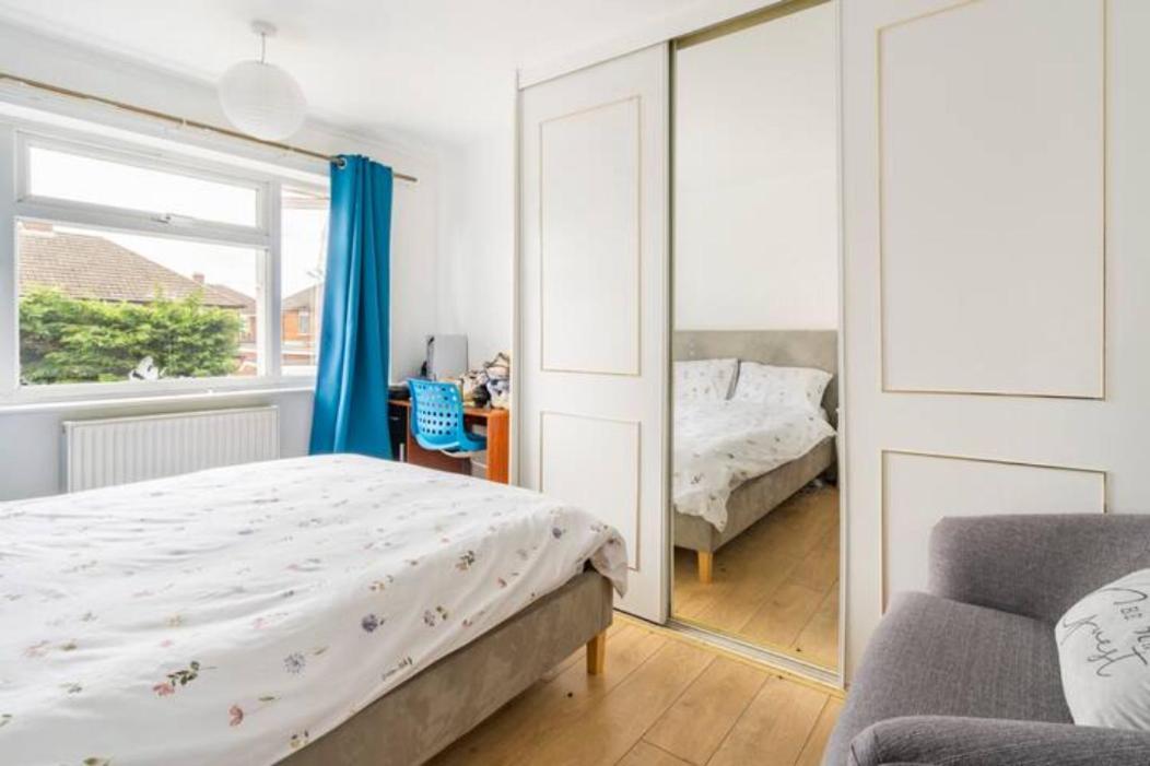 Luton Airport House In Quiet And A Very Pleasant Area, Near London Luton Airport Luton (Bedfordshire) Eksteriør bilde