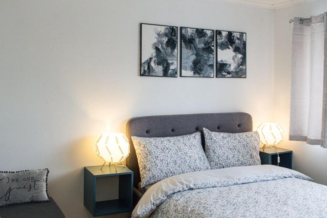 Luton Airport House In Quiet And A Very Pleasant Area, Near London Luton Airport Luton (Bedfordshire) Eksteriør bilde